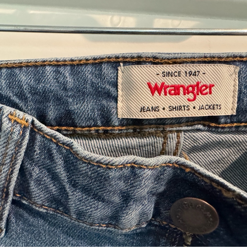 Wrangler Blue Denim Jeans - Picture 4 of 6